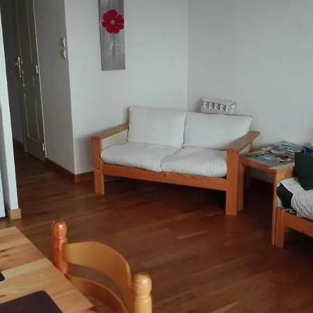 Apartment T2 Avec Fermee Et Terrasse *