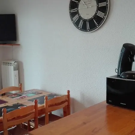 T2 Avec Fermee Et Terrasse Les Angles (Pyrenees-Orientales)