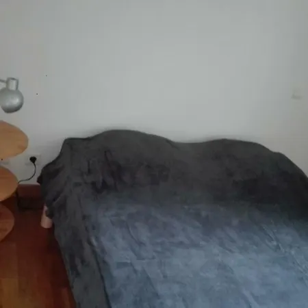 Apartment T2 Avec Fermee Et Terrasse *