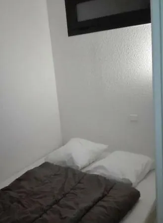 Apartment T2 Avec Fermee Et Terrasse Les Angles (Pyrenees-Orientales)